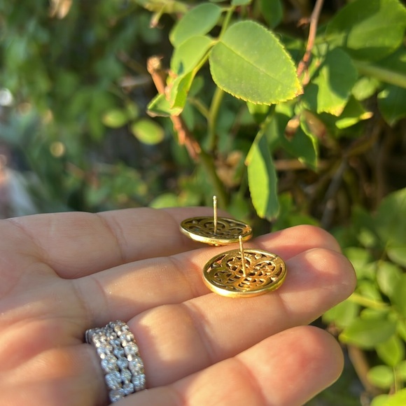Vintage MMA Museum Modern Art Clip Earrings - Picture 10 of 15